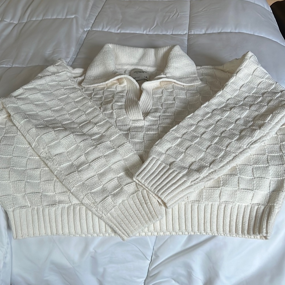 Checkerboard Stitch Notch-Neck Sweater